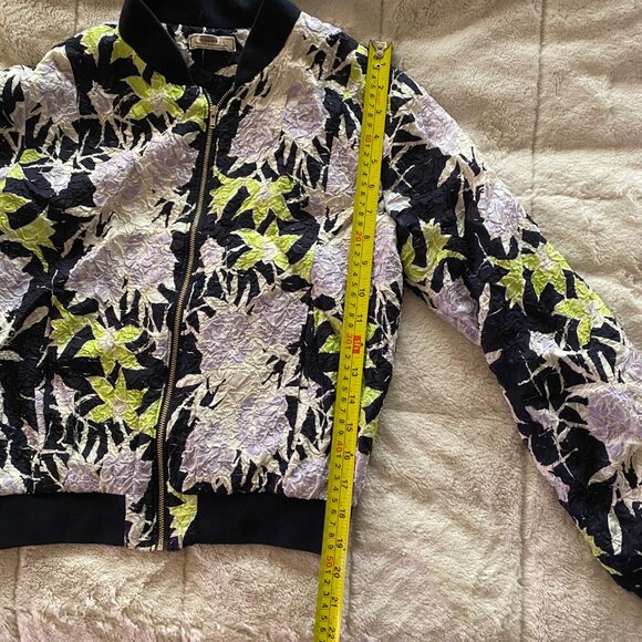 Nina Ricci crushed silk bomber jacket with floral print and pockets - Picture 6 of 9